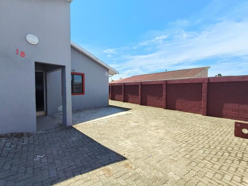 To Let Commercial Property for Rent in Mthata Eastern Cape